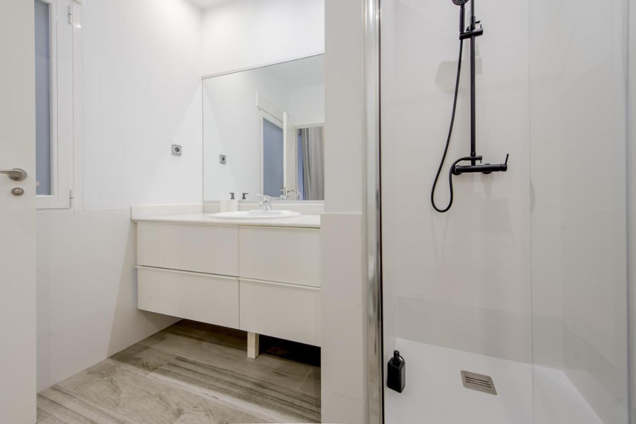 Cool/Soho Style Apt Para 9Pax C/Luciente Madrid Esterno foto